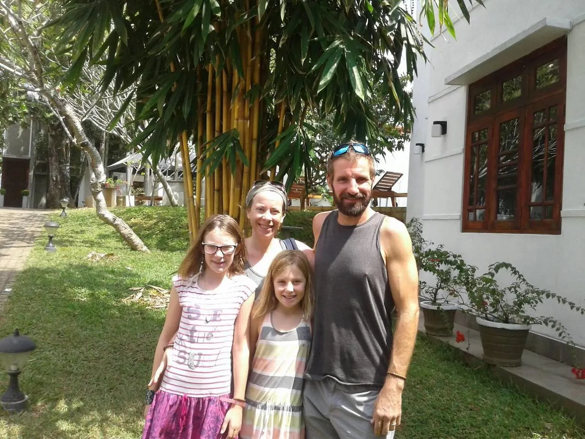 הוילה קיריבת'גודה Oak Residencies